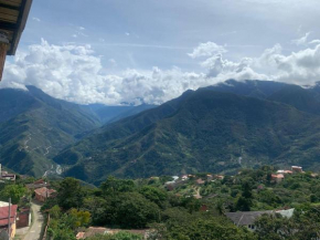 Hotel Moderno Coroico